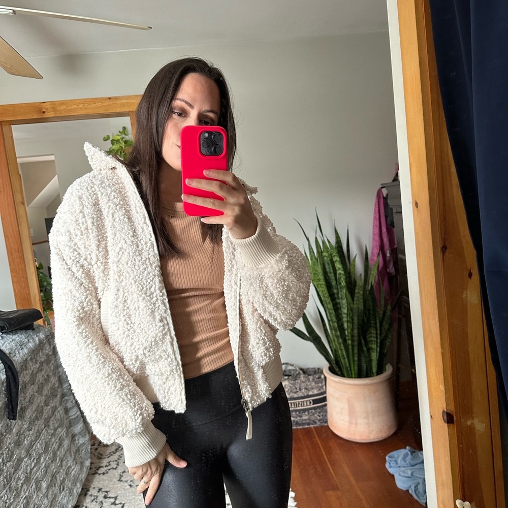 NWOT sherpa bomber jacket. - Picture 2 of 9